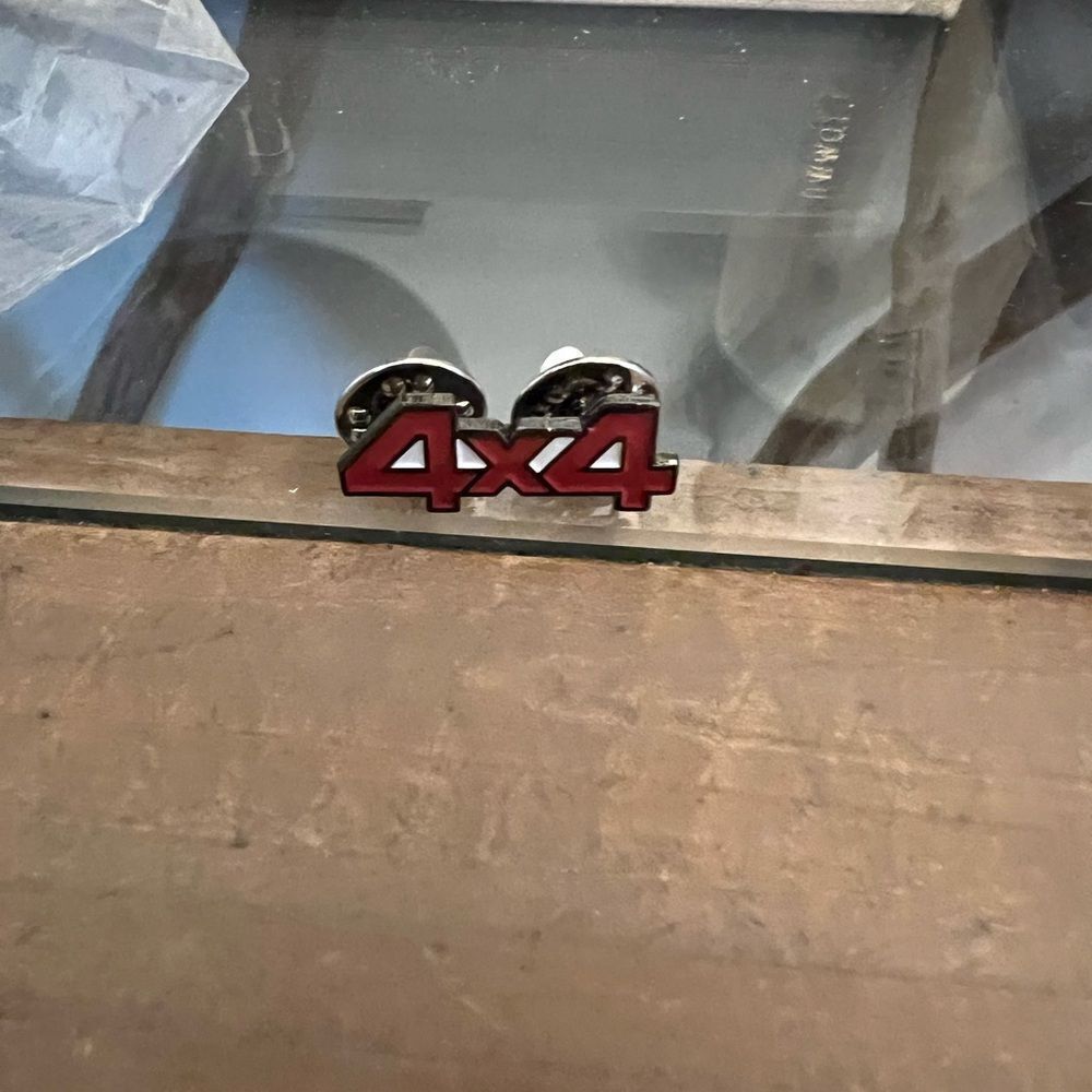 Red 4x4, mug of beer, tractor set of 3 small pins.